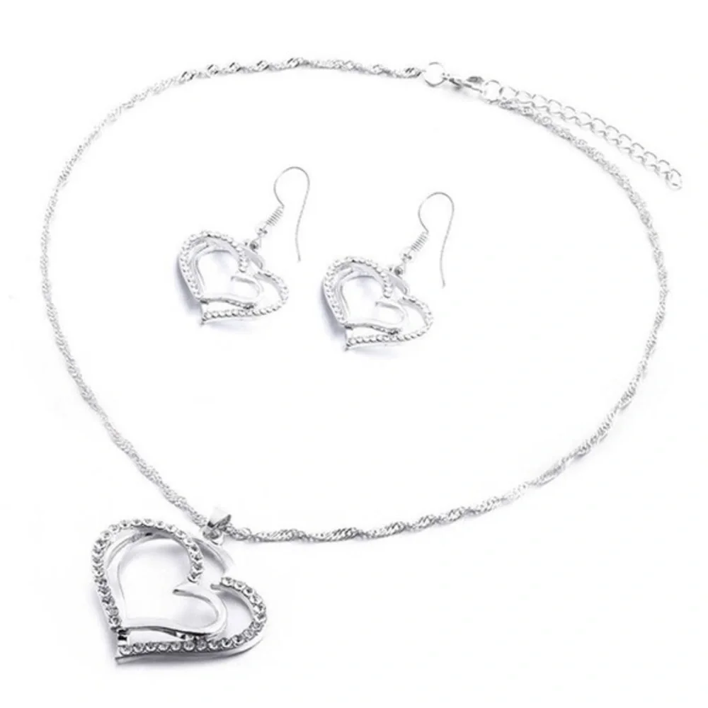 Gold/Silver Double Heart-Shaped Pendant Necklace & Earring set. - Picture 5 of 7